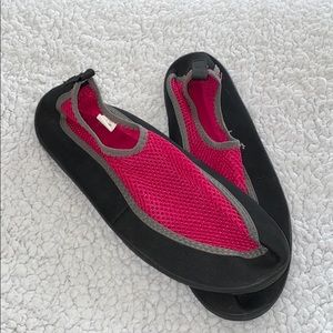 Water shoes